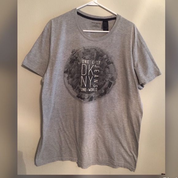 DKNY One City t-shirt - Picture 1 of 3